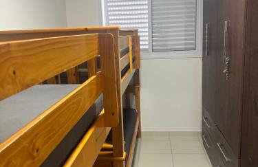 APTO FAMILIAR EM BERTIOGA JARDINS DO INDAIÁ A 500 M Praia - Foto 18