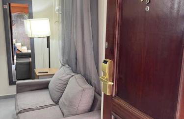 Confortável loft 4,ar, Wi-Fi, TV, 400m UNIG - Foto 3