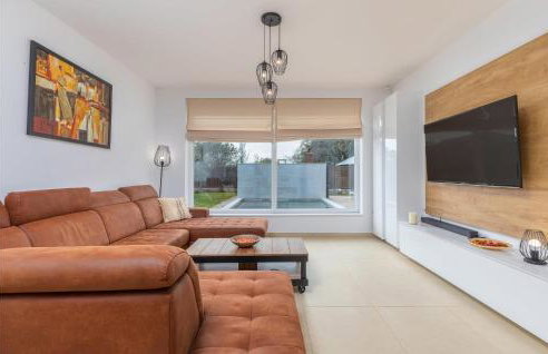 3 Bedroom Beautiful Home In Segotici - Foto 16