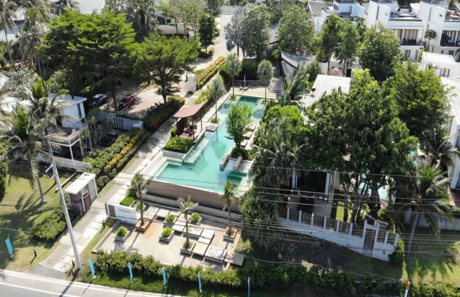 Pranaluxe Pool Villa Holiday Home - Foto 1