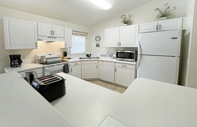 Greatest Grove 4 Bedroom Home by RedAwning - Photo 11