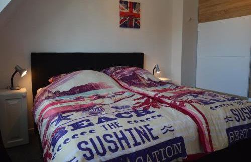 Central Rees Stay for Four - Photo 8