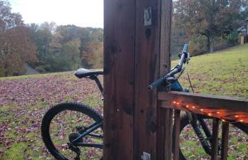 LI Airbnb - NWA mt bike, hike, and golf retreat - Foto 78