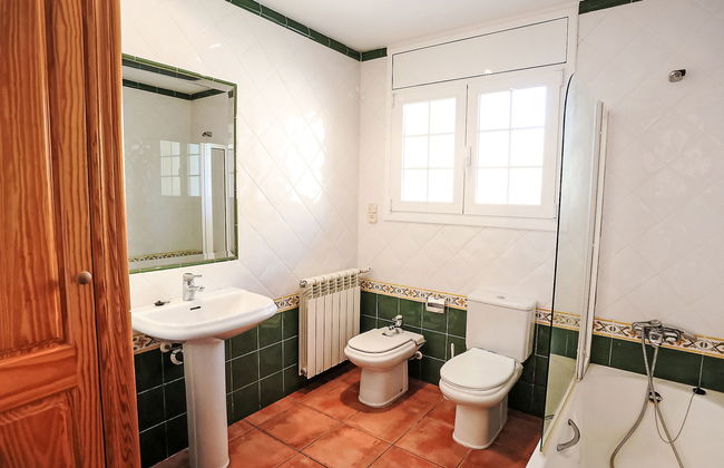 Villa Caleta - Photo 18