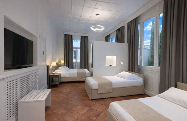 Aenea Superior Inn - Photo 49