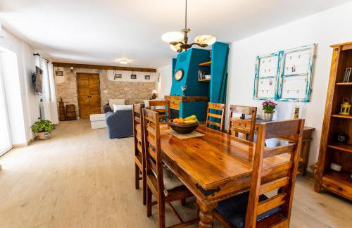 Charming stone house with private pool & jacuzzi - Holiday Home Vera - Photo 19