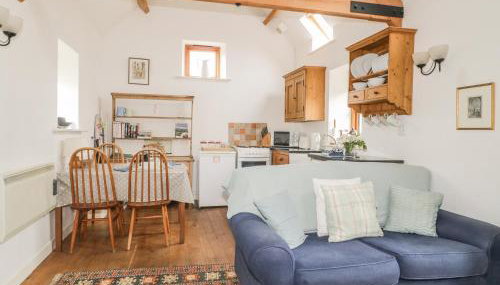 High Park Barn - Photo 4