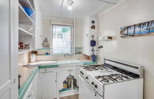 Quaint Avalon Cottage Less Than Half-Mi to Beaches! - Foto 2