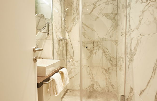 Green Leisure Apartments - Photo 33