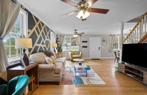 Spacious-5 Beds! 3 Mi to Mohegan - Foto 24