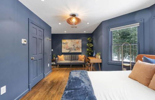 Lux Retreat with Indoor Swim Spa Game Lounge Theater Hot Tub Sauna - Foto 39