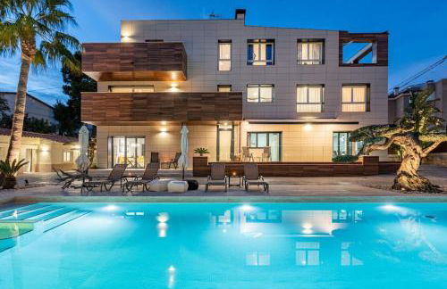 [Lusso e relax] con piscina a 2 minuti dal mare - Foto 13