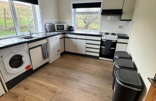 Croft House - Sleeps 4 & Beautiful Mountain View - Foto 7