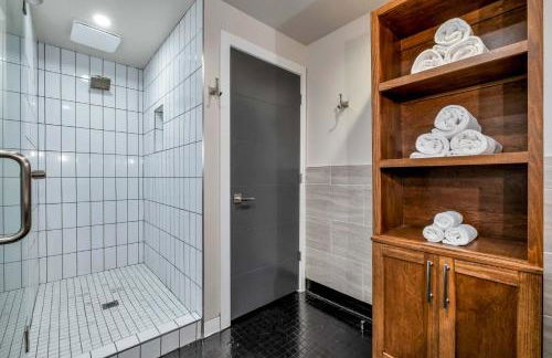 Skyline Suite with Penthouse & Rooftop Deck 6BR by Maddox Hotel - Foto 30