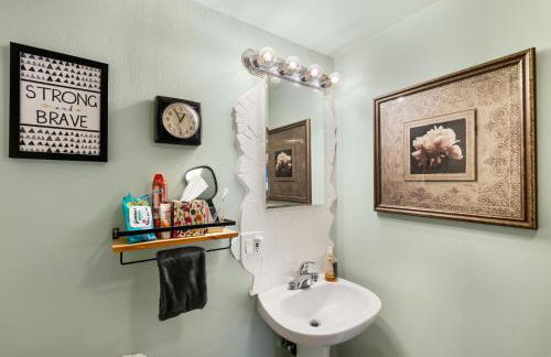 MacArthur Lakefront • Sunroom • Sleeps 6 - Foto 25