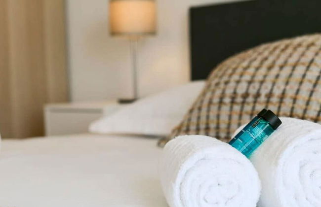 Charming Apartment Near the Beach - Photo 14