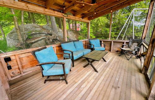 91WR Lake vibes and views at this waterfront home in the the White Mountains! Rest, relax, explore! - Foto 53