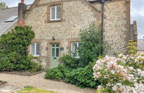 The Old School House - Photo 2