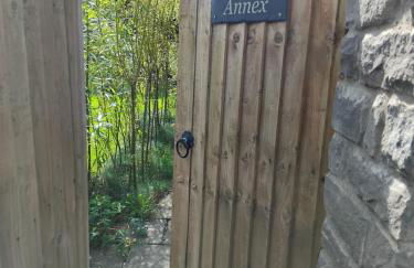 Post Office Row Apartment and garden - Foto 4