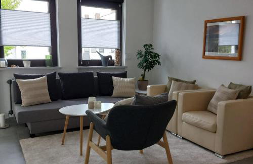 Stilvolle zwei Etagenwohnung, Parkplatz - Foto 2