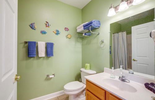 Lakefront Huddleston Condo with Community Pool - Foto 12