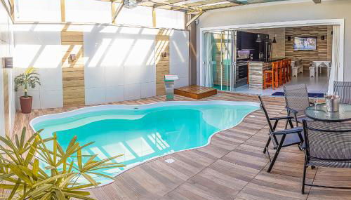 sobrado com piscina aquecida a poucos metros mar - Foto 1