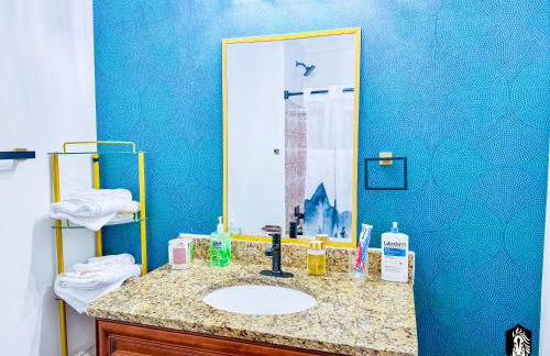 The Stallion #302 - Modern 2BD Loft in Downtown with free parking - Foto 9