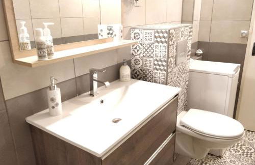 Les Clés du Bonheur by Beds4Wanderlust, 47m2 avec Terrasse privative & Parking-RER B TGV 10min-Orly 20min - Foto 34