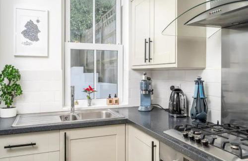 Pass the Keys Luxury 2 Bedroom Townhouse in Central St Albans - Photo 11