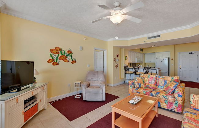 Oceanfront Condo with Spacious Balcony - Unit 0306 by RedAwning - Foto 13