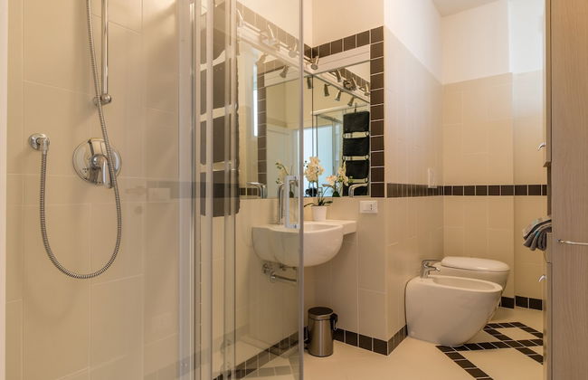 Padova Tower City View Maestrale - Photo 6