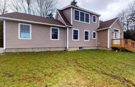 The Mendon House Brought to you by GetAway Vacations - Photo 35