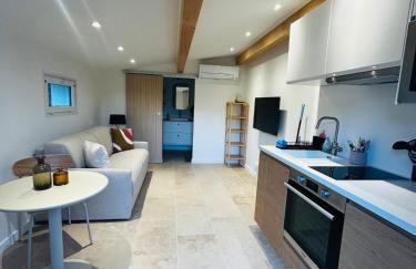 Cosy Studio Fréjus Centre Historique - Foto 1