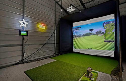 5BR w Pool, Golf Simulator, Game Room & EV Charger - Foto 53