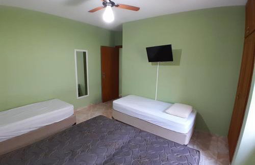 Casa a 50 metros da Praia da Riviera no Jardim São Lourenço - Casa com Wi-Fi - Foto 28