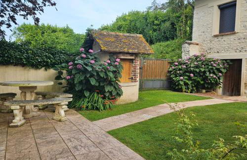 Maison de charme à Sainte-Geneviève-lès-Gasny avec jardin - Foto 15