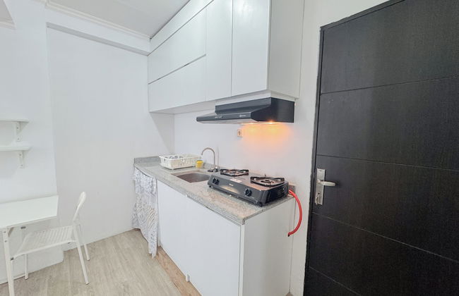 Compact and Restful 2BR at Menara Rungkut Apartment - Foto 10
