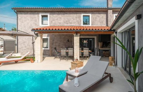 Gorgeous Home In Barban With Sauna - Photo 7