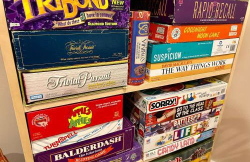 Contemporary Magic Mountain Chalet Close to Skiing, Hiking, Fun - Foto 9