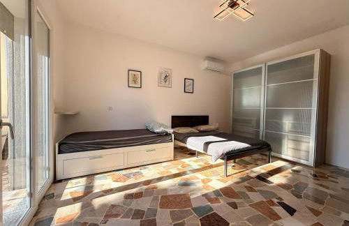 Family 3-Bedroom Apartment near MXP & Lake Maggiore - Parking - Foto 28