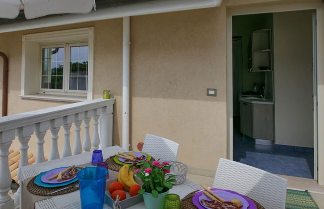 Villa with Salt Water & Heated Pool & Hot Tub near sea - Foto 50