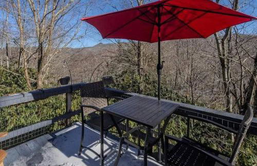 Cozy & Peaceful View - Walk2Resort - Fireplace - Foto 18