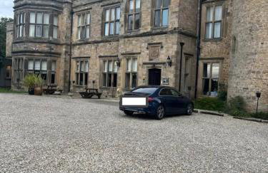 Walworth Castle Cottage - Photo 2