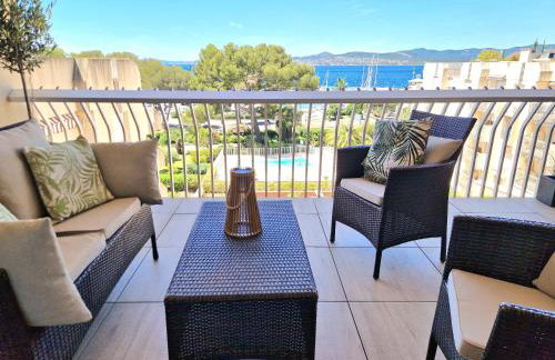 Beau 65 M2 en Front de Mer à St Raphaël - Piscine - Foto 12