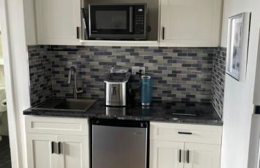 Contemporary Ocean View Suite - Heart of Waikiki! - Foto 36