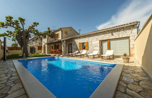 Villa Natale with Private Pool and Garden - Foto 27