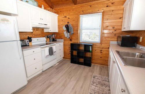 Semi-Oceanfront, Private Pool, Hot Tub, 400 ft to Beach Access, WL940, The B B Inn - Foto 10