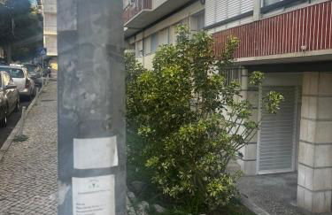 Lovely 3-bedroom condo w/ free parking on premises - Foto 43