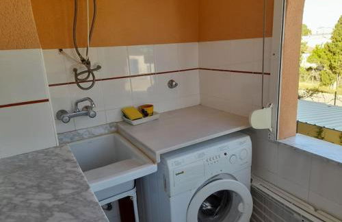 Beautiful 2-bed beachside apartment - Foto 11