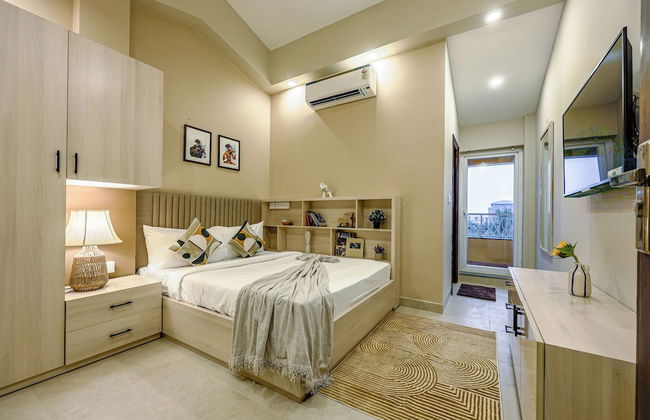 Alaya Stays Veera Serina 3 BHK with Pool - Foto 5